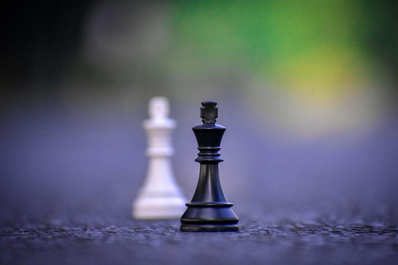 Lire la suite à propos de l’article Vidéos de parties d’échecs : astuces, conseils et stratégies